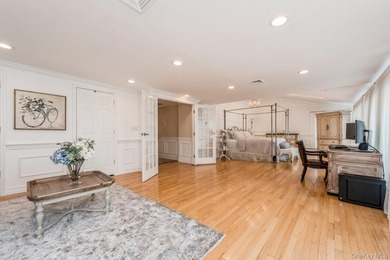 Waterfront Perfection on Massapequa Most Prestigious Canal - photo 20