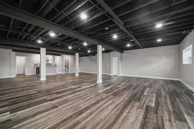 Welcome to this exceptional 4,000+ square foot maintenance-free - photo 23