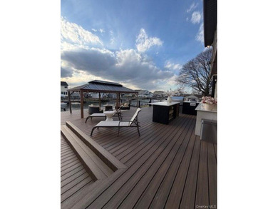 Waterfront Perfection on Massapequa Most Prestigious Canal - photo 29