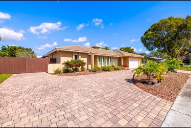 (private lake, pond, creek) Home For Sale in Plantation Florida