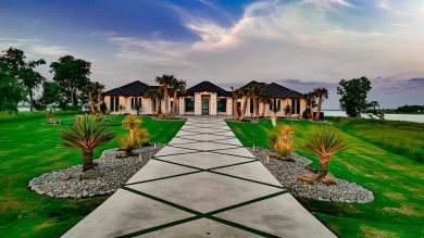 Lake Home For Sale in Corsicana, Texas