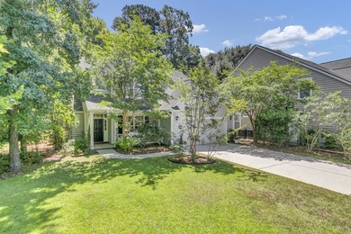 Welcome to this beautifully maintained 4-bedroom, 2.5-bath home - photo 3