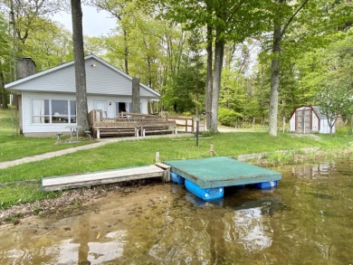 Chief Lake - Manistee County Home For Sale in Onekama Michigan