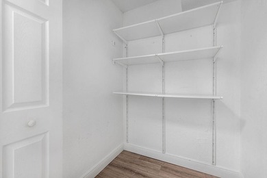 Modern, updated & spacious 3BR/2.5 Bath corner townhome in one - photo 13
