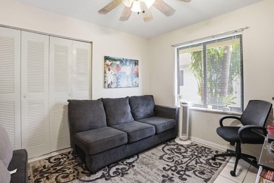 This 3 bedroom, 2 bathroom home with a 1-car garage has a bright - photo 23