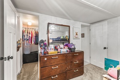 *** GORGEOUS RECENTLY REMODELED 3 BEDROOM / 2 BATH *** Open - photo 26
