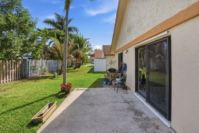 This 3 bedroom, 2 bathroom home with a 1-car garage has a bright - photo 27