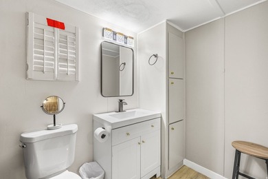 *** GORGEOUS RECENTLY REMODELED 3 BEDROOM / 2 BATH *** Open - photo 29