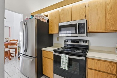 This 3 bedroom, 2 bathroom home with a 1-car garage has a bright - photo 36