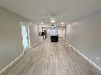AMAZING. Truly, I must have this split bedroom two bedroom two - photo 14