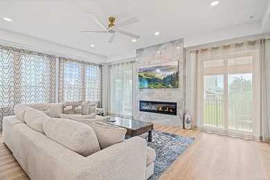 Welcome to Emerald Waters Village, one of Miramar Beach's most - photo 16