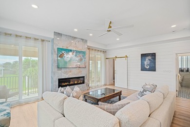 Welcome to Emerald Waters Village, one of Miramar Beach's most - photo 17