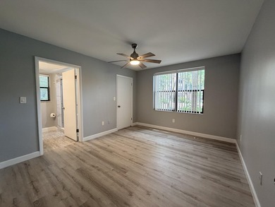 AMAZING. Truly, I must have this split bedroom two bedroom two - photo 24