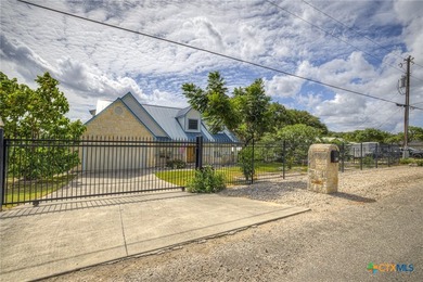 Perched in the heart of Canyon Lake, this custom home offers - photo 5