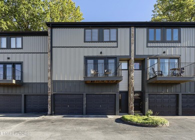 Fort Loudoun Lake Condo For Sale in Knoxville Tennessee