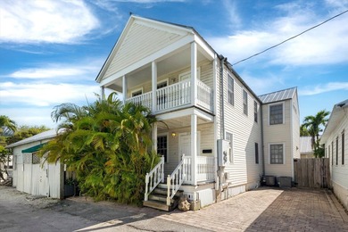Welcome to 214 Eanes Lane, a classic Key West property offering - photo 1