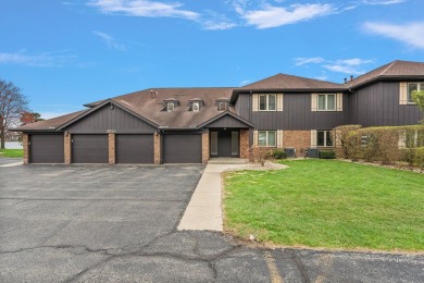 Lake Condo For Sale in Crown Point, Indiana
