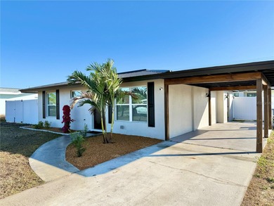 Port Charlotte Waterway Area Home For Sale in Port Charlotte Florida