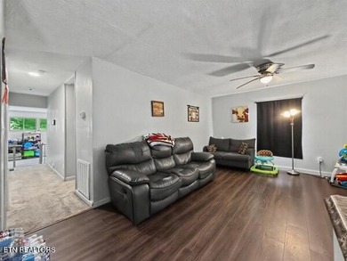 BACK ON MARKET DUE TO BUYER FINANCING FALLING THRU- seller - photo 6