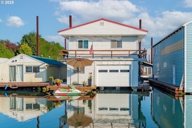 Lake Home For Sale in Portland, Oregon