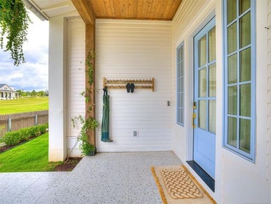 Welcome to 58 Center Lane North in the heart of Carlton Landing - photo 5