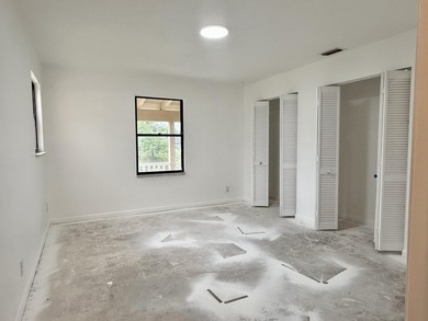 Rare opportunity to own a 3/2 home situated on 2.5 beautiful - photo 19