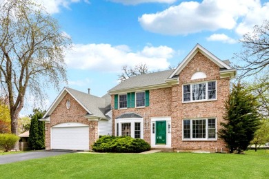 Lake Home For Sale in Gurnee, Illinois