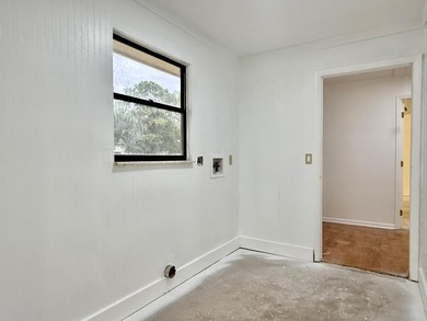 Rare opportunity to own a 3/2 home situated on 2.5 beautiful - photo 25