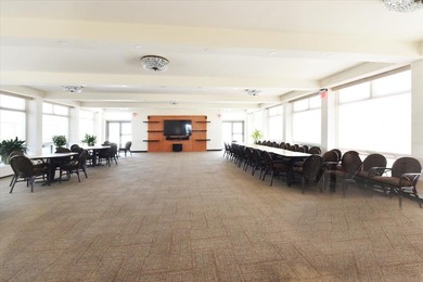Well appointed studio at approximately 700 square feet includes - photo 26