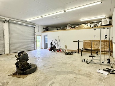 Rare opportunity to own a 3/2 home situated on 2.5 beautiful - photo 29