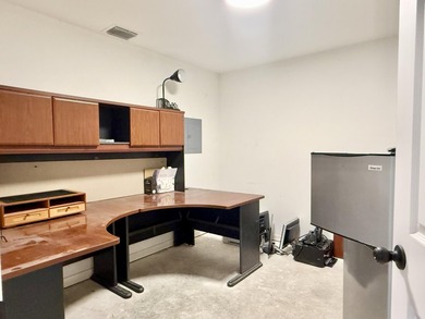 Rare opportunity to own a 3/2 home situated on 2.5 beautiful - photo 32