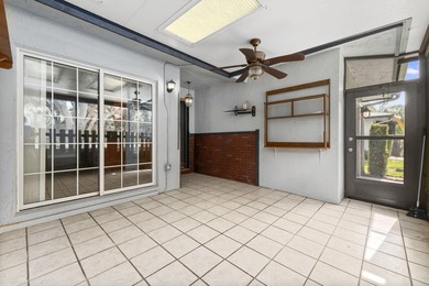 Welcome to easy Florida living in this charming condo located in - photo 4