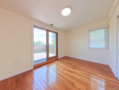 Rare Boutique Duplex Condo in Prime Queens! Offering an - photo 9