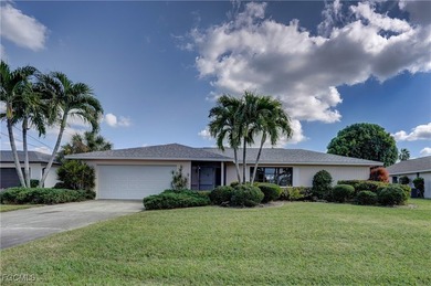 Caloosahatchee River Home For Sale in Cape Coral Florida