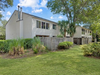 Welcome to easy Lowcountry living in the heart of West Ashley! - photo 2