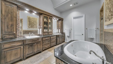 Back on the Market! Buyers Funding Fell Through! Come See it - photo 25
