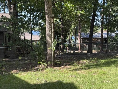 Wonderful 4BR/2BA home in a great neighborhood with a partial - photo 8