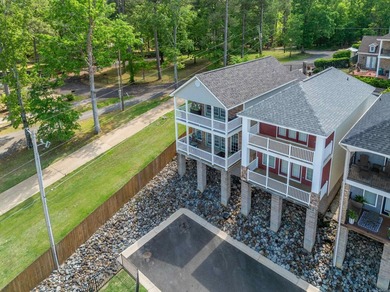 Lake Home For Sale in Hot Springs, Arkansas