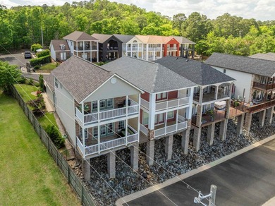 Welcome to lake living at its finest in the gated waterfront - photo 5