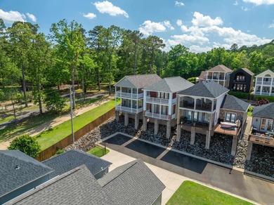 Welcome to lake living at its finest in the gated waterfront - photo 6