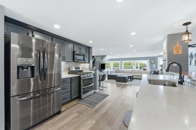 Enjoy stunning lake views from this beautifully updated Sylvan - photo 9