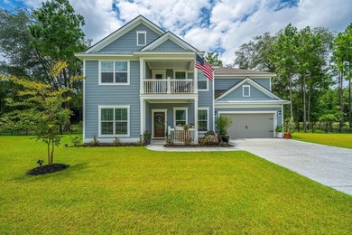 Welcome to this exquisite modern luxury home, nestled within the - photo 3