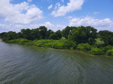 2.1 Waterfront Acres, Non HOA Gated Subdivision! - photo 12