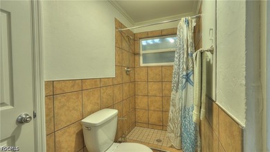 Very desirable triple lot location in Matlacha Isles. Over 220 - photo 22