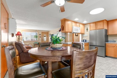 Beautiful well kept home with an open and spacious feel! large