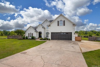 Welcome home to this beautifully designed 4-bedroom, 2.5-bath - photo 3