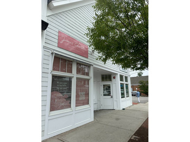 In the heart of historic Southampton Village, located between - photo 4
