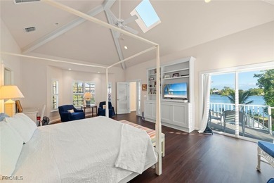 Stunning Lakefront Home Perfect for Nature Lovers Welcome to - photo 25