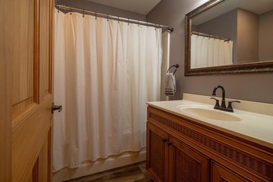 Lovingly well maintained 2 owner 3 bed, 4 bath 2003 built 1752 - photo 28