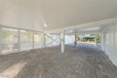 Stunning Lakefront Home Perfect for Nature Lovers Welcome to - photo 46